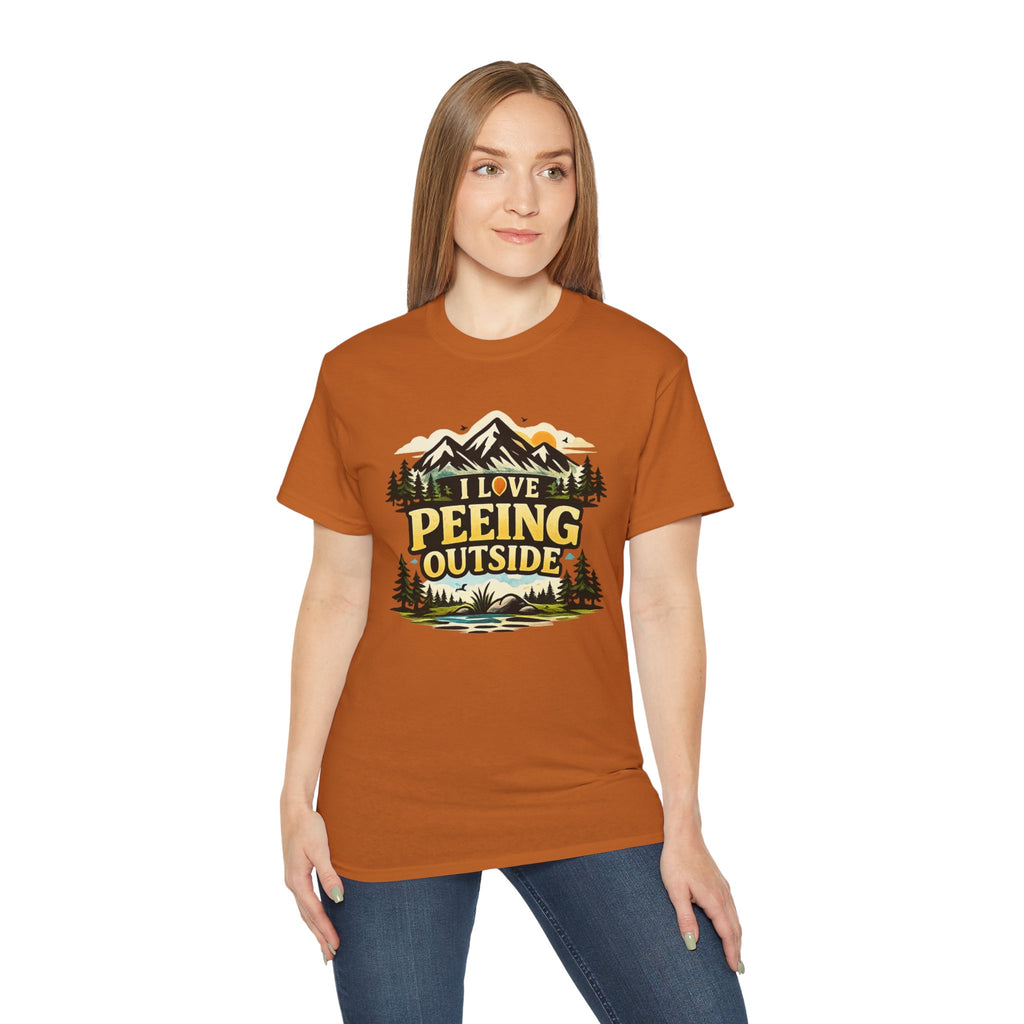 I Love Peeing Outside T-Shirt – Funny Outdoor Camping Tee