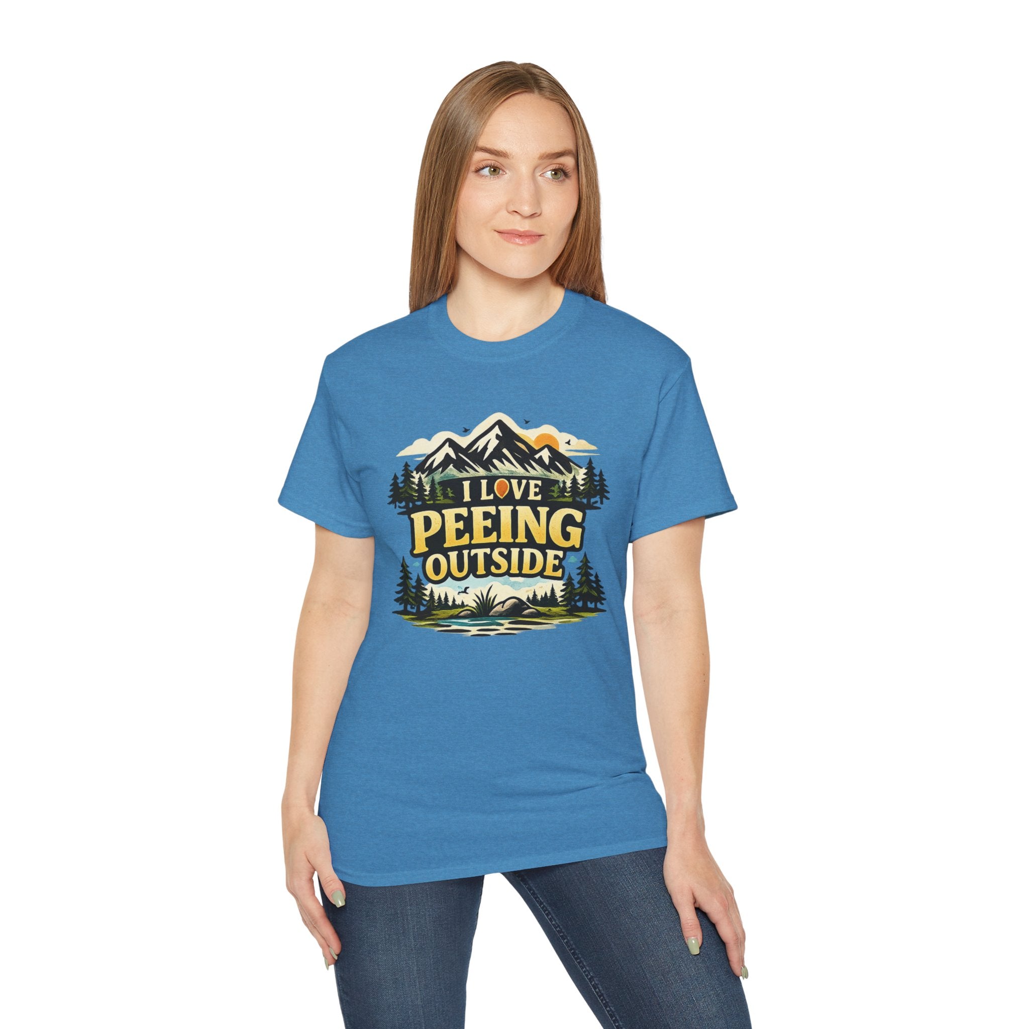 I Love Peeing Outside T-Shirt – Funny Outdoor Camping Tee