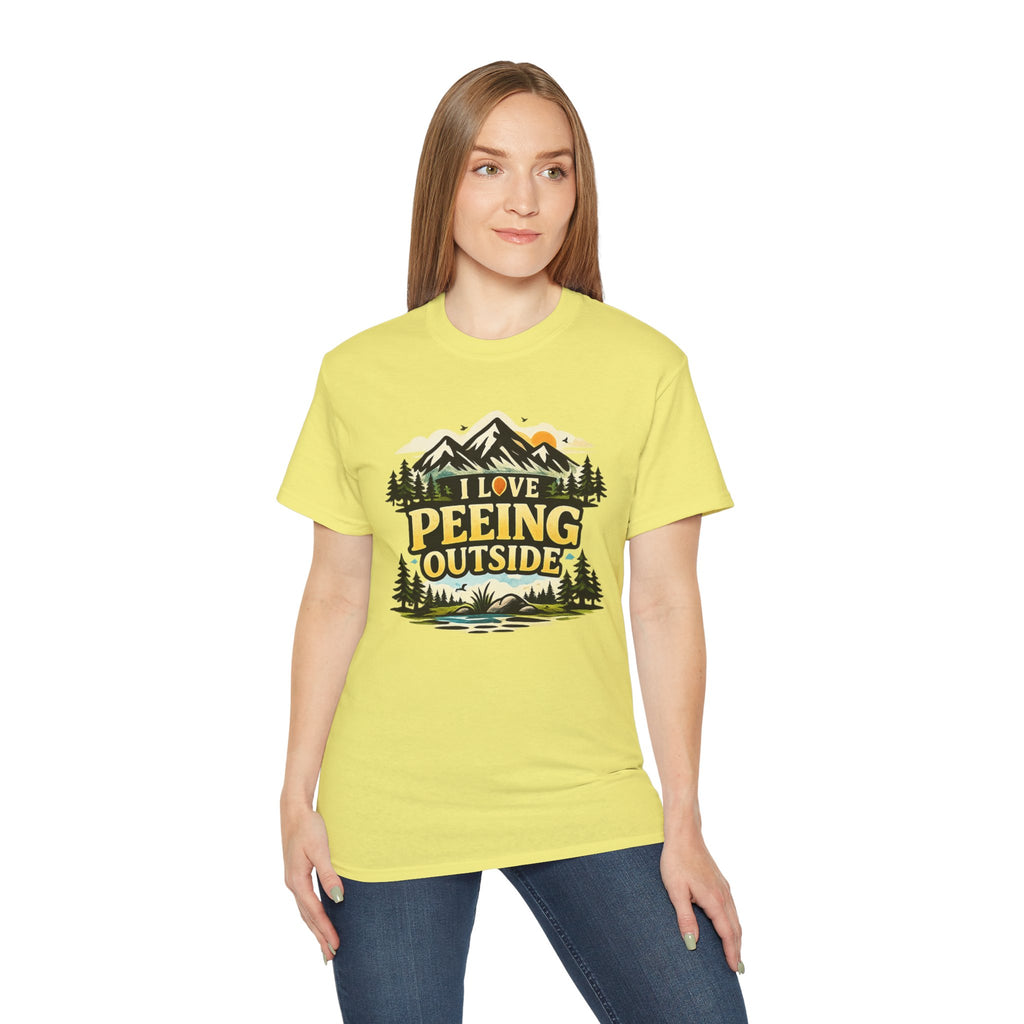 I Love Peeing Outside T-Shirt – Funny Outdoor Camping Tee