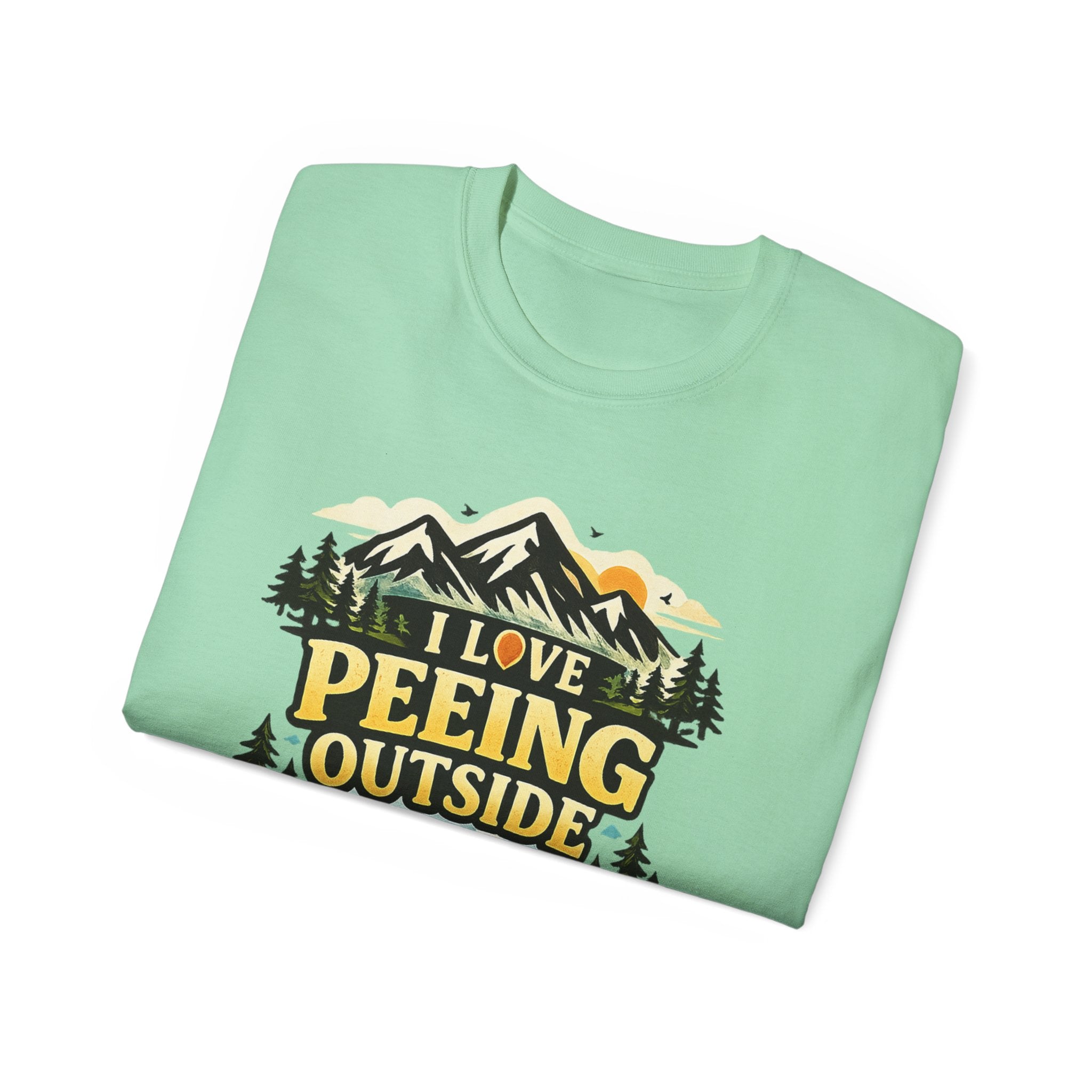 I Love Peeing Outside T-Shirt – Funny Outdoor Camping Tee